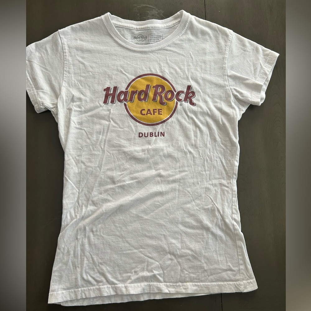 Hard Rock Cafe Dublin T-shirt. Size small.